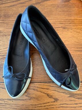 Ecco Soft Quilted Leather Ballet Flats Black Comfort slip on tennis Shoes EU 39